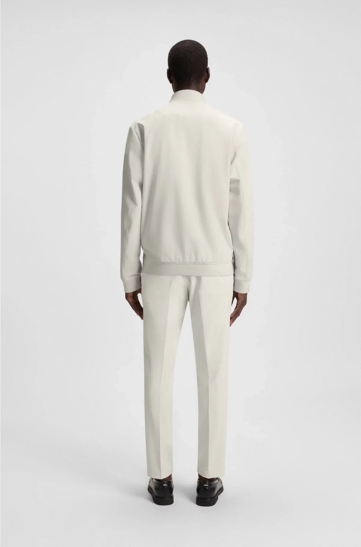 WATER-REPELLENT JACKET IN PERFORMANCE-STRETCH FABRIC