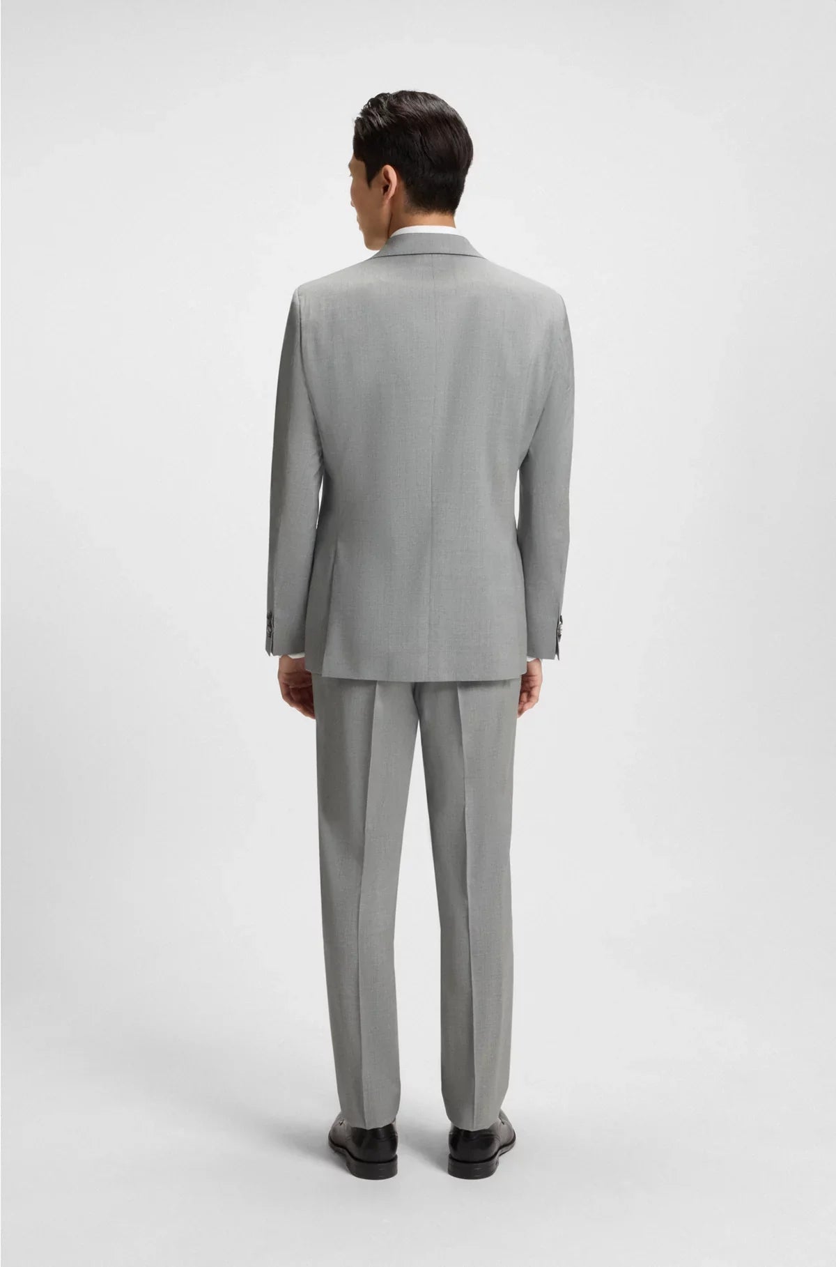 REGULAR-FIT SUIT IN PINSTRIPED VIRGIN WOOL