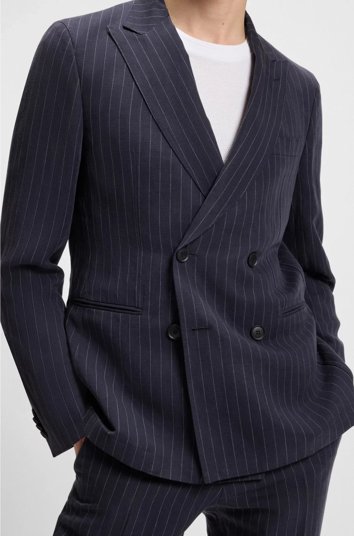 SLIM-FIT SUIT WITH VERTICAL STRIPE