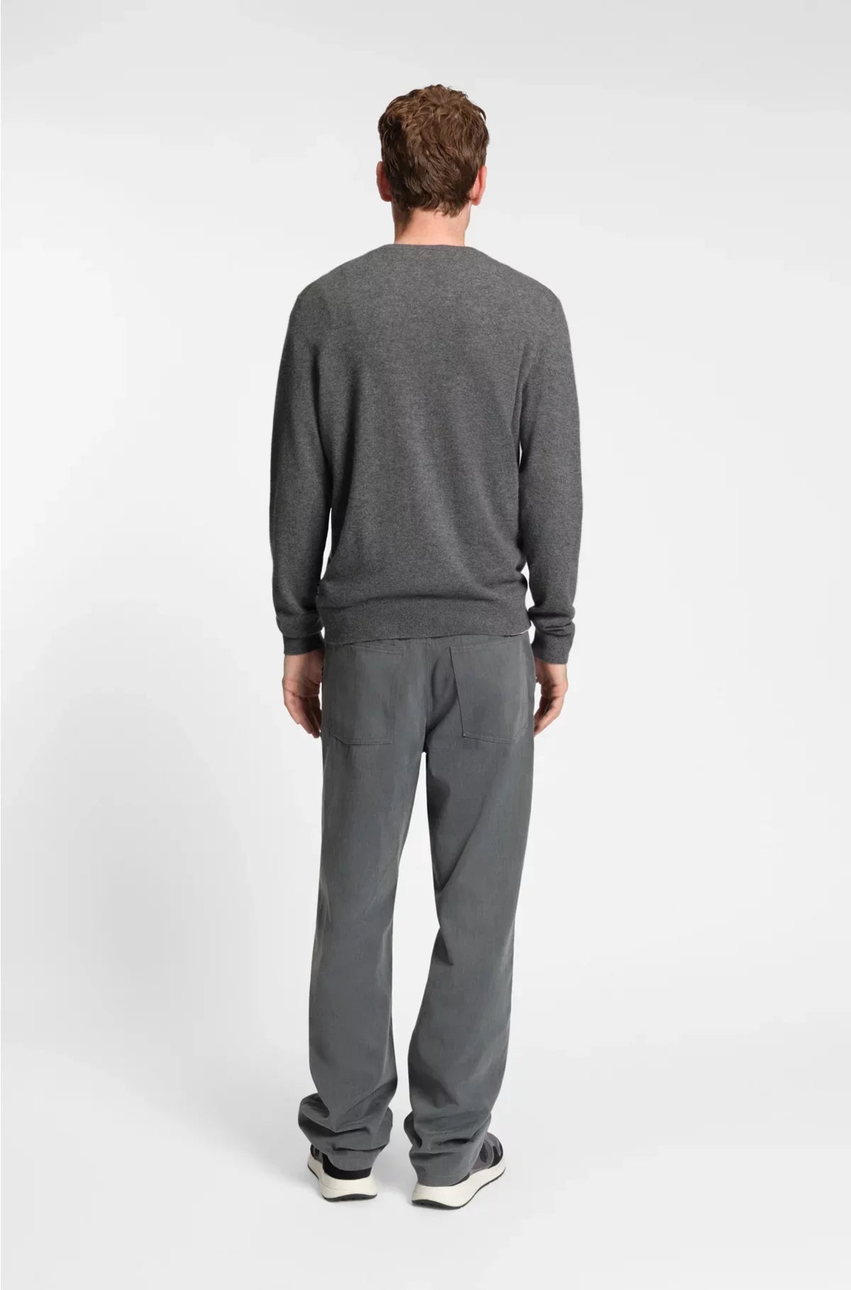 REGULAR-FIT SWEATER IN PURE CASHMERE