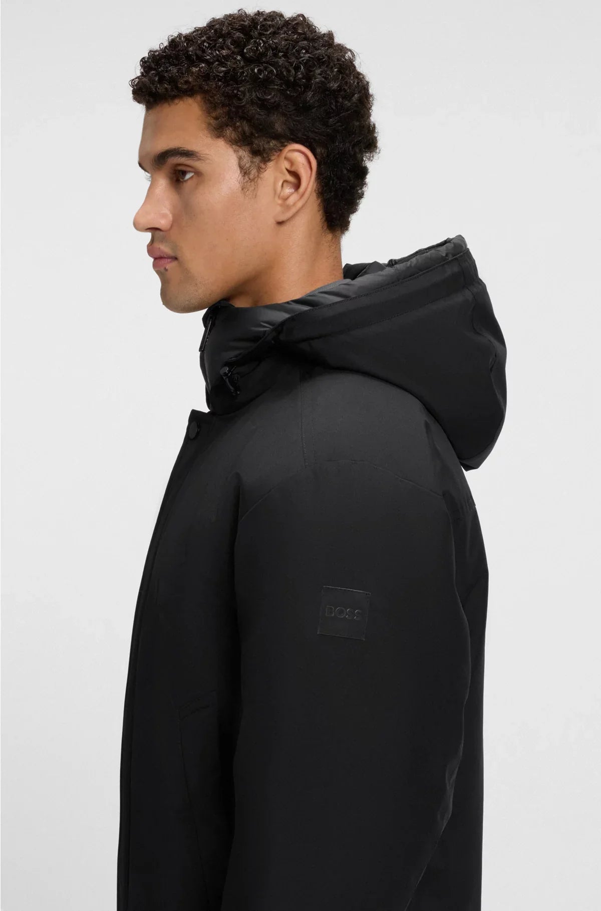 WATER-REPELLENT JACKET WITH CONTRASTING INSERT