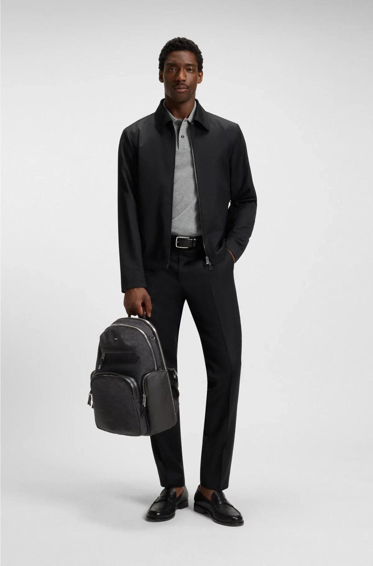 BACKPACK WITH CONTRAST SIDE POCKETS