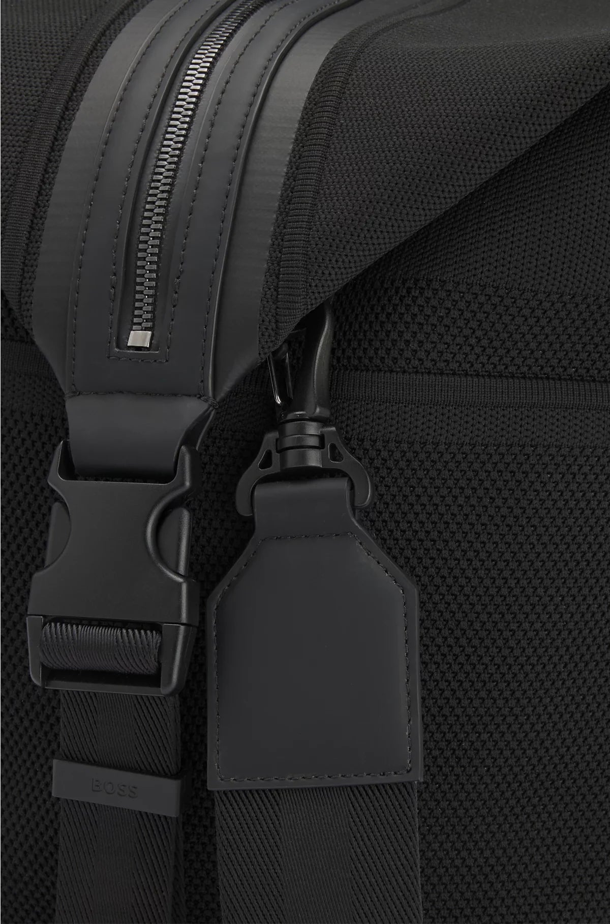 HOLDALL WITH MIXED STRUCTURES