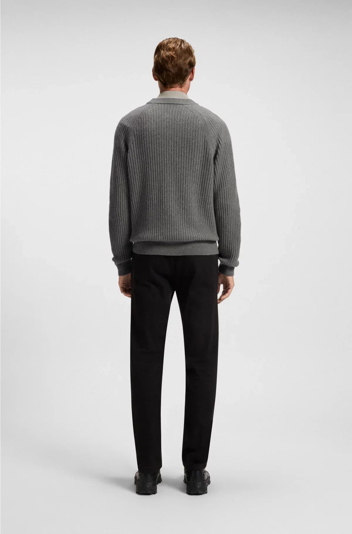 RELAXED-FIT SWEATER WITH RIB KNIT