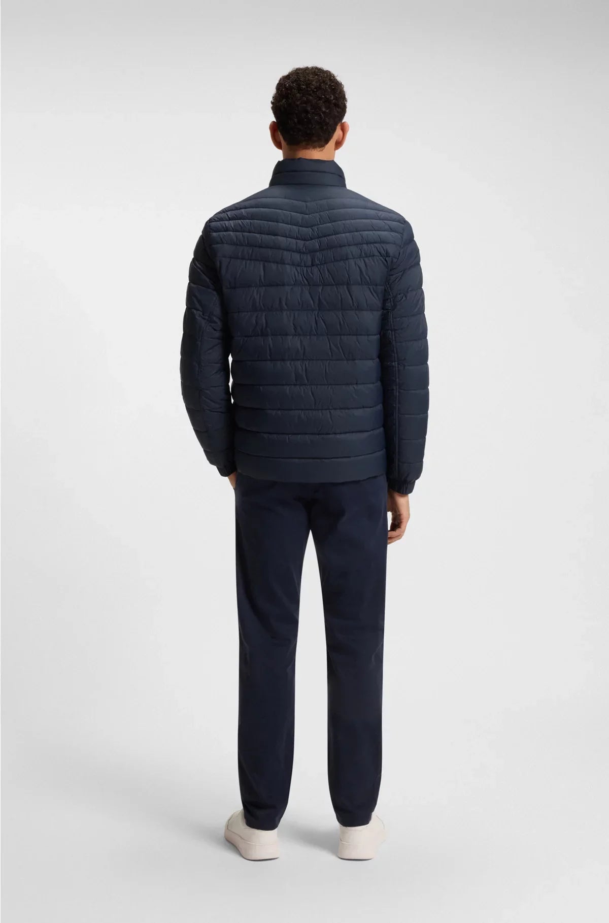 PACKABLE SLIM-FIT JACKET WITH WATER-REPELLENT MIXED QUILTING