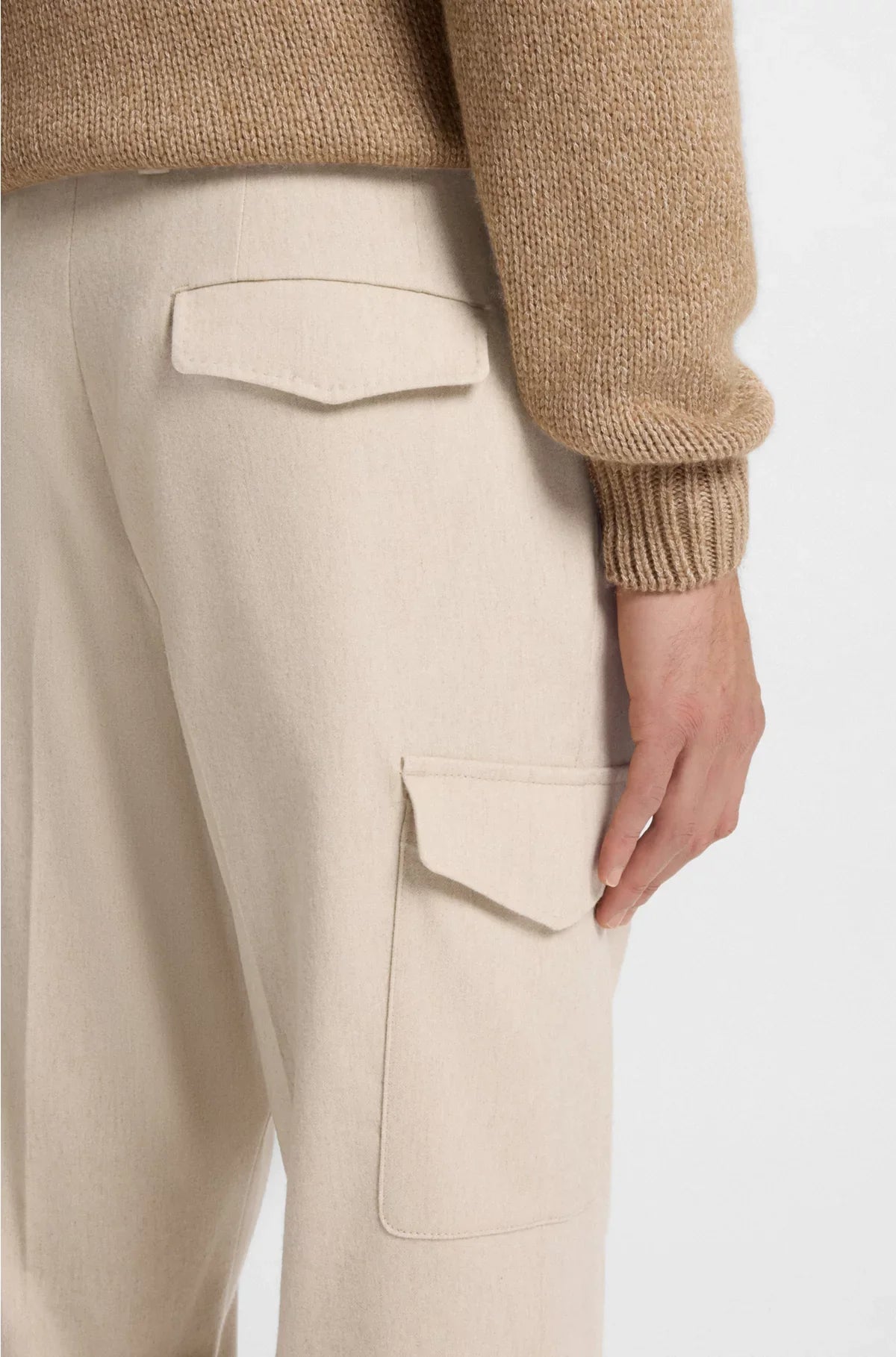 TAPERED-FIT TROUSERS WITH CARGO POCKETS