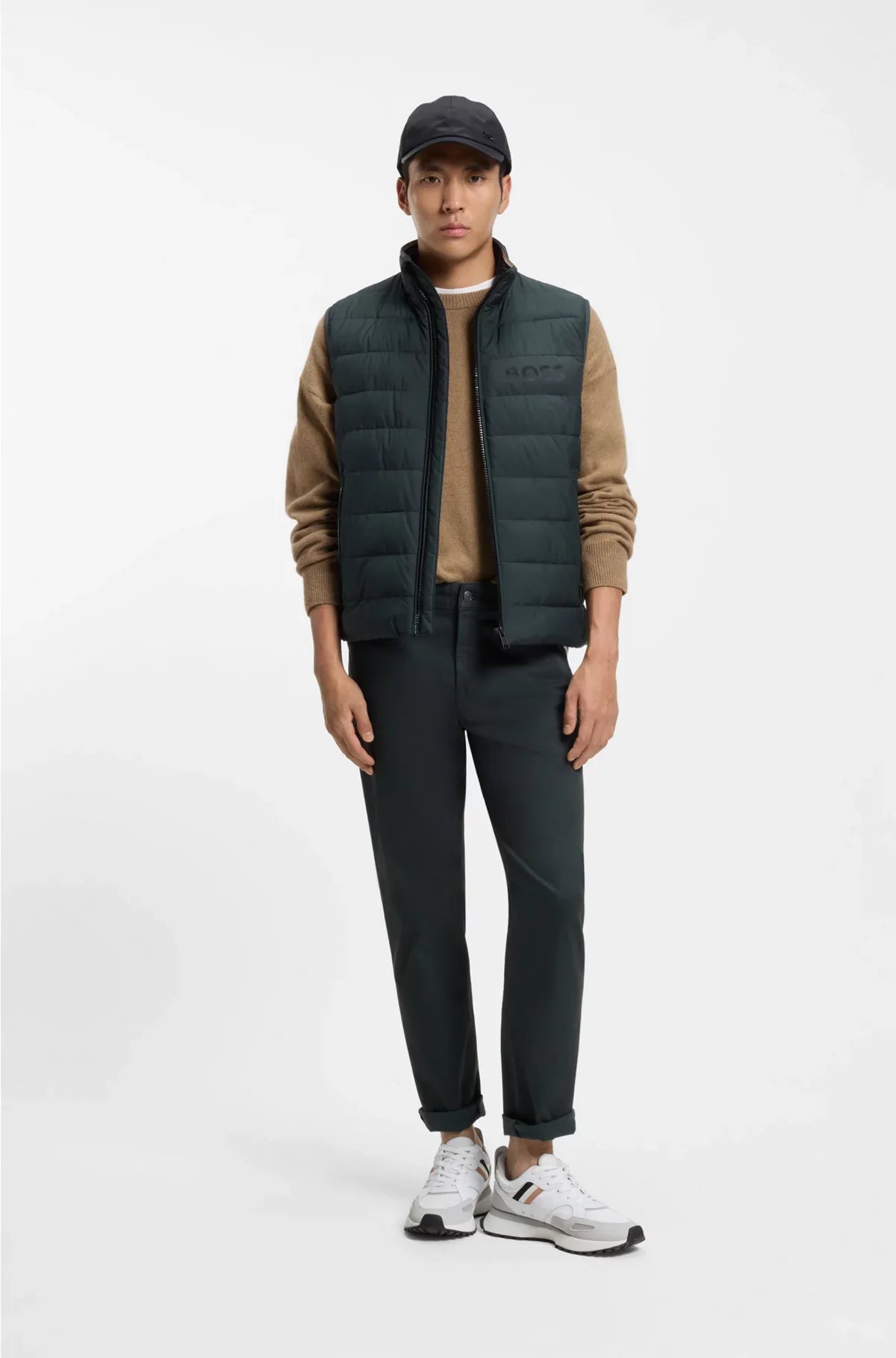 RELAXED-FIT SWEATER IN VIRGIN WOOL