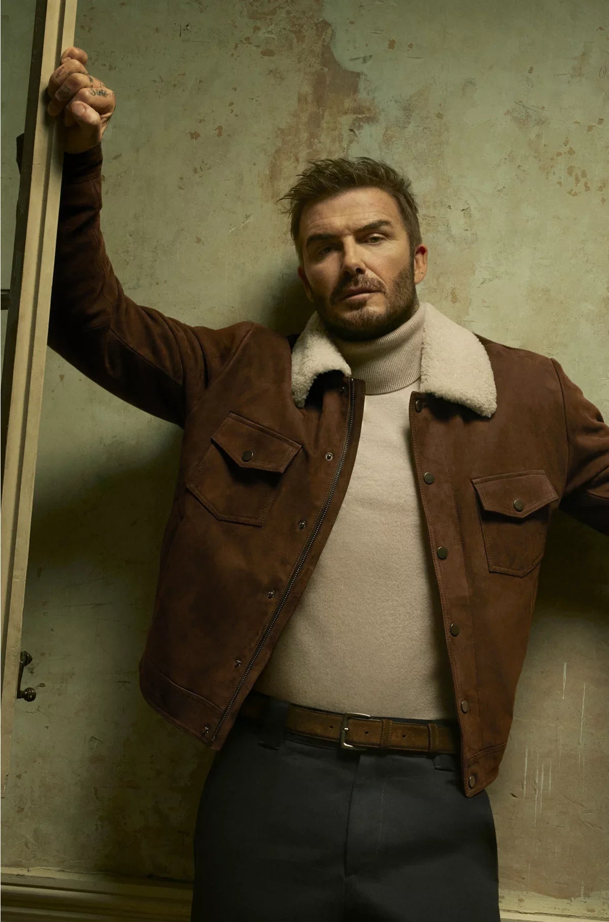 LEATHER JACKET WITH FUR COLLAR