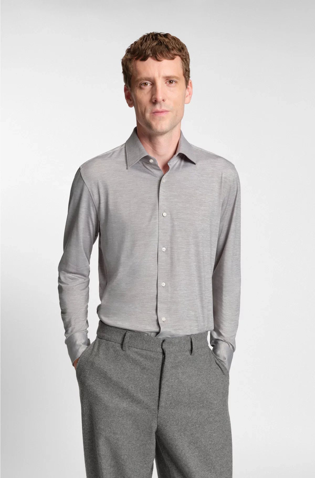 SLIM-FIT SHIRT IN BRUSHED PERFORMANCE-STRETCH FLANNEL