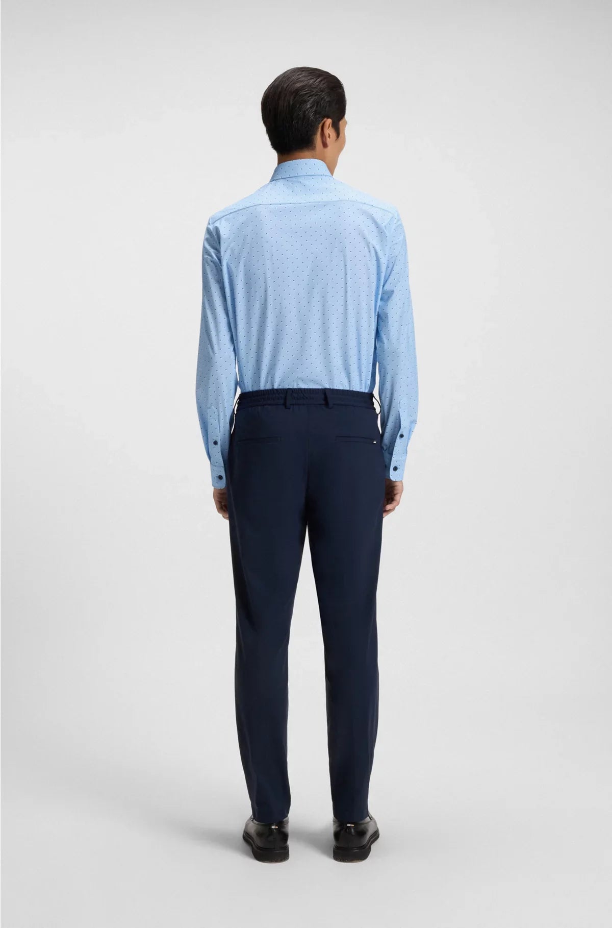 SLIM-FIT SHIRT IN PRINTED PERFORMANCE-STRETCH JERSEY