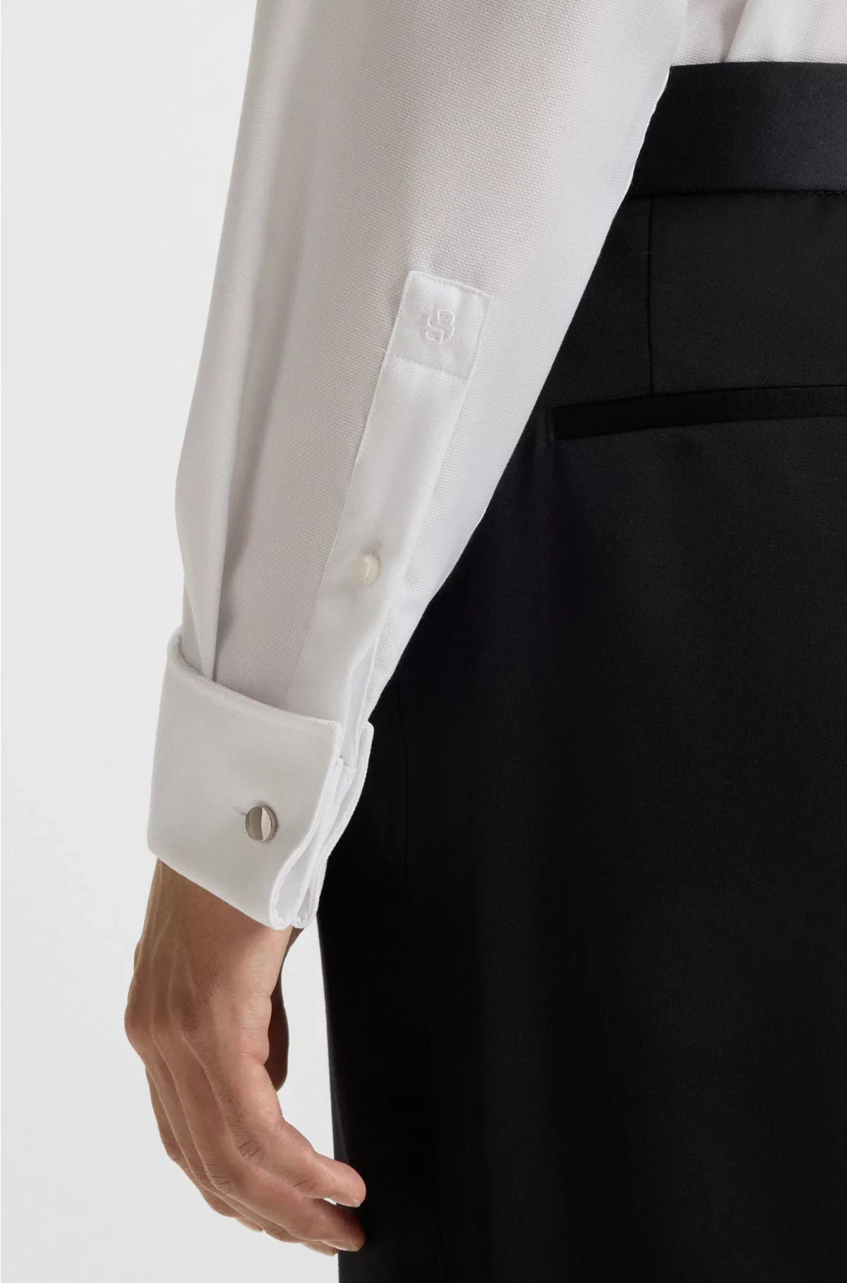 SLIM-FIT SHIRT IN WRINKLE-RESISTANT OXFORD COTTON