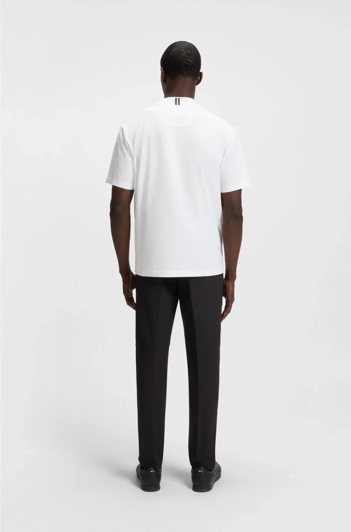 RELAXED-FIT T-SHIRT IN STRETCH COTTON WITH LOGO COLLAR