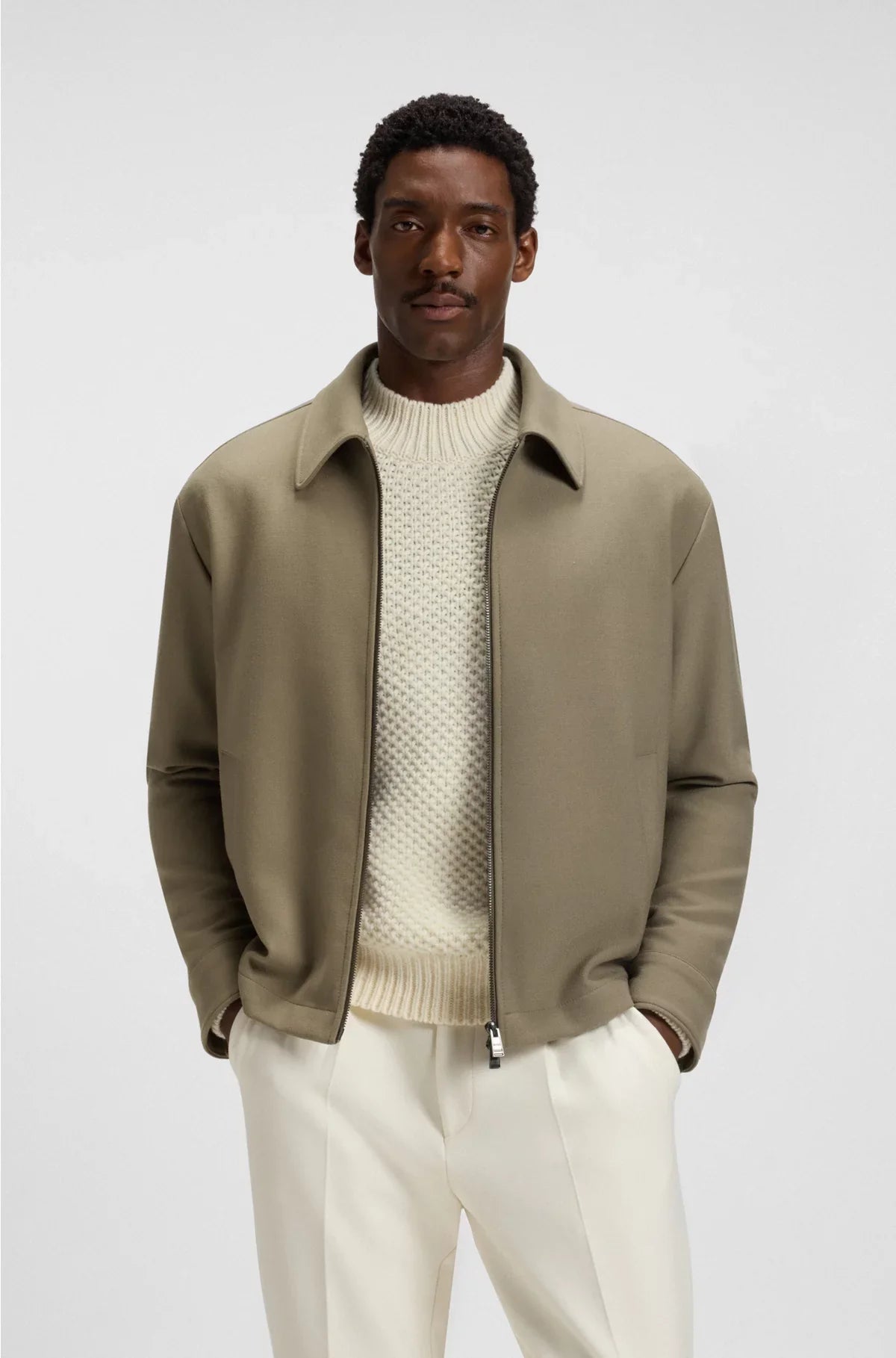 RELAXED-FIT JACKET IN STRETCH FABRIC WITH WING COLLAR