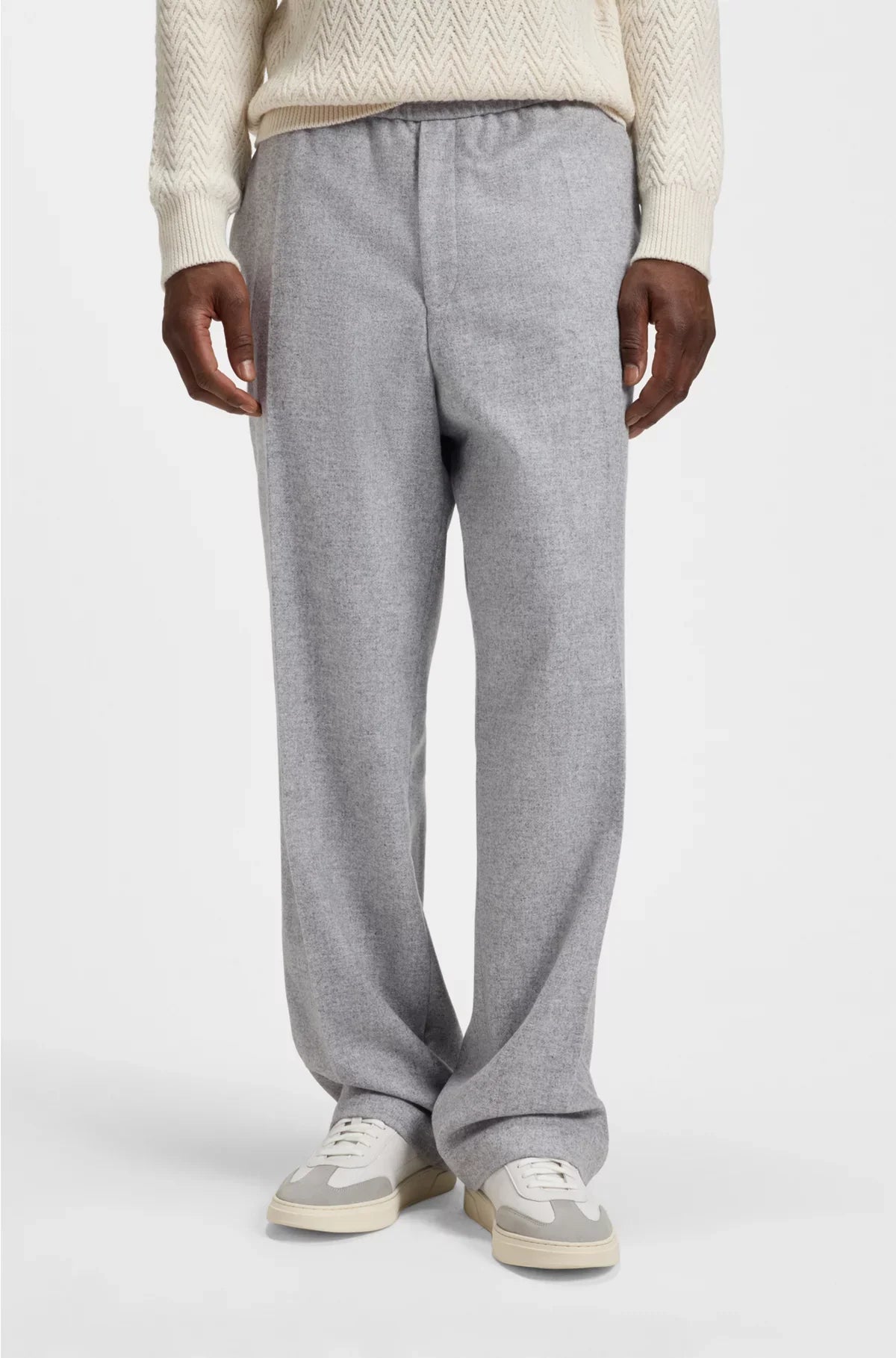 TAPERED-FIT TROUSERS IN A WOOL BLEND