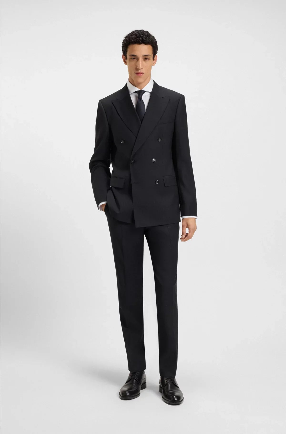 TWO-PIECE SLIM-FIT SUIT IN PINSTRIPE VIRGIN WOOL