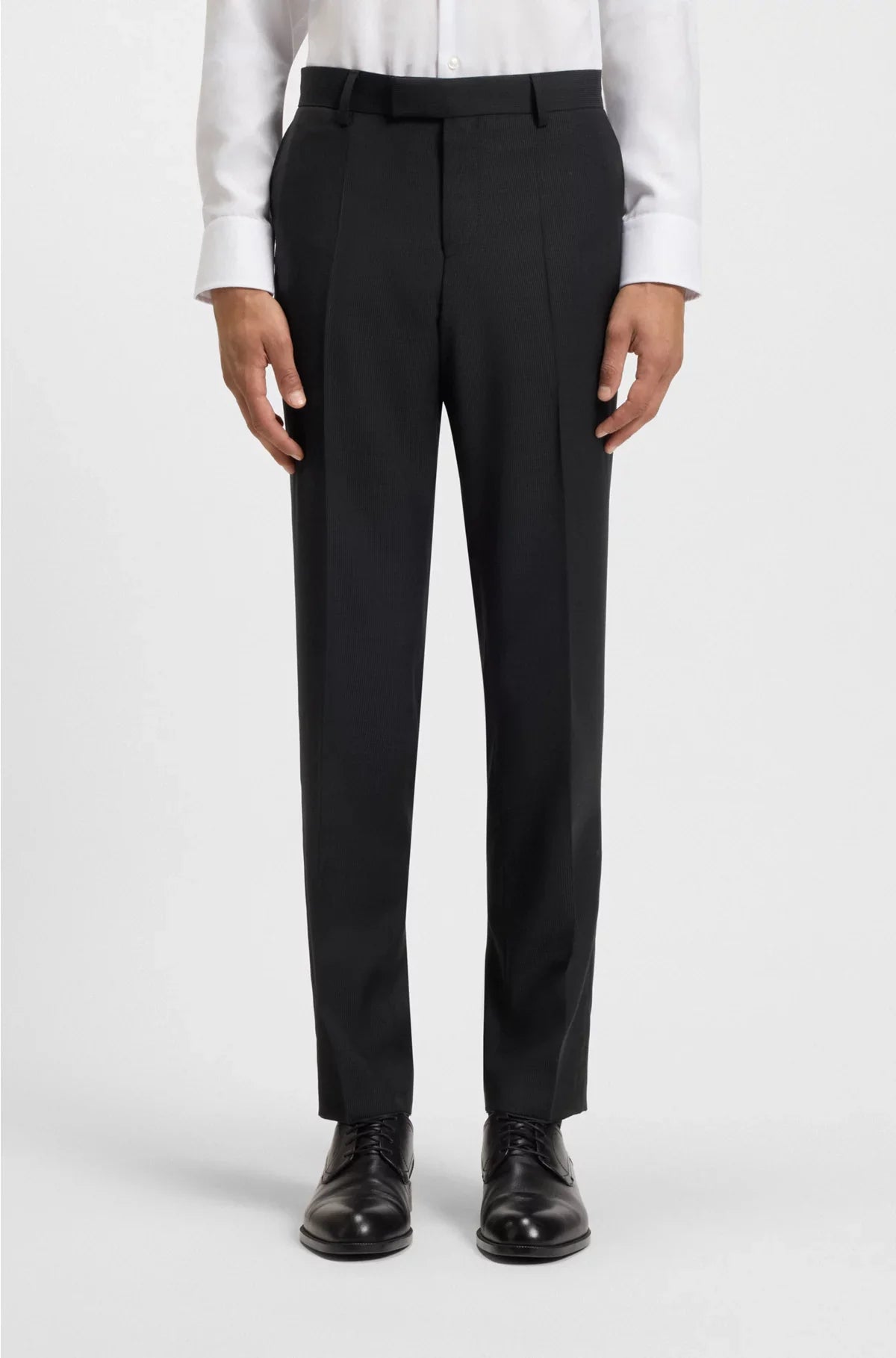 TWO-PIECE SLIM-FIT SUIT IN PINSTRIPE VIRGIN WOOL