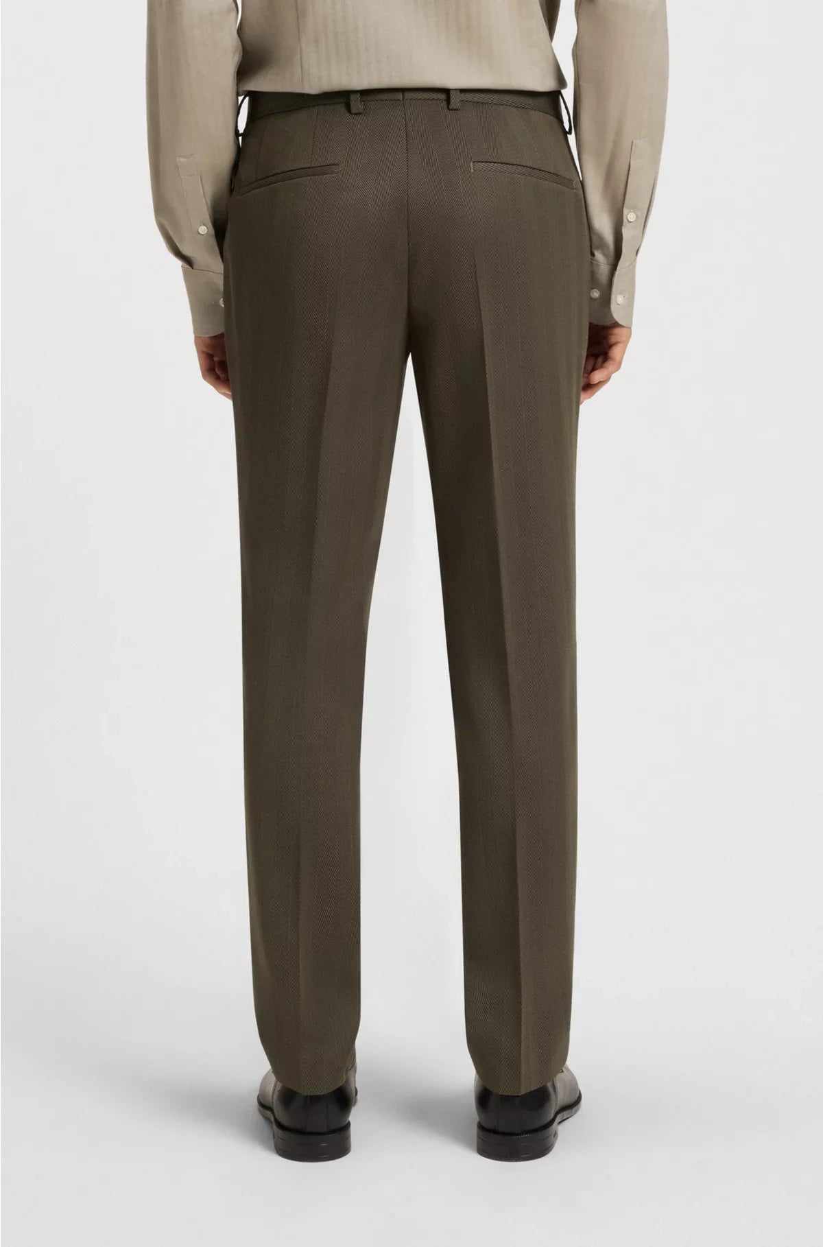 TWO-PIECE SLIM-FIT SUIT IN A HERRINGBONE WOOL BLEND