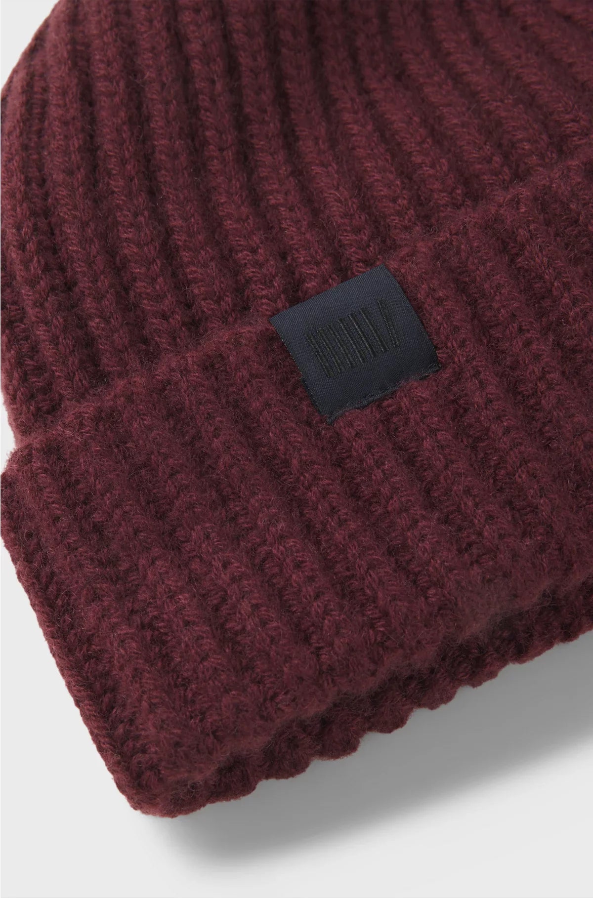 BEANIE HAT IN VIRGIN WOOL AND CASHMERE