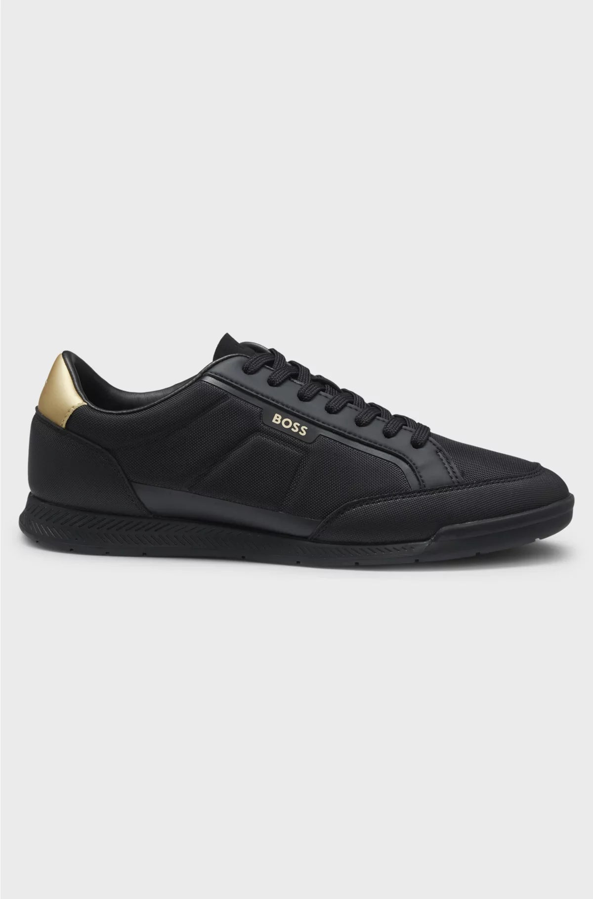 SNEAKERS IN MATERIALI MISTI CON TALLONCINO A CONTRASTO