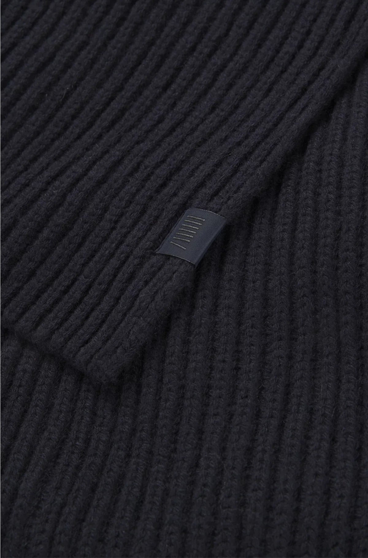SCARF IN VIRGIN WOOL AND CASHMERE