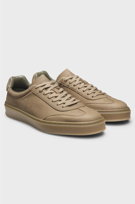 SNEAKERS IN PELLE CON SUOLA IN GOMMA