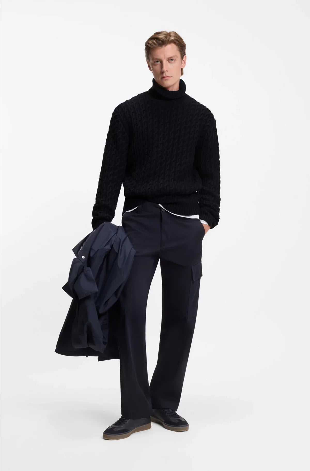 CABLE-KNIT SWEATER IN WOOL AND CASHMERE