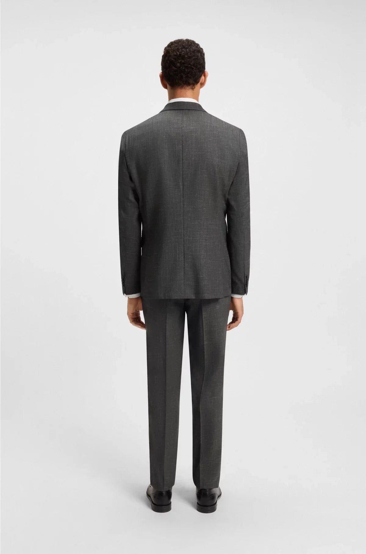 TWO-PIECE REGULAR-FIT SUIT IN WOOL AND LINEN