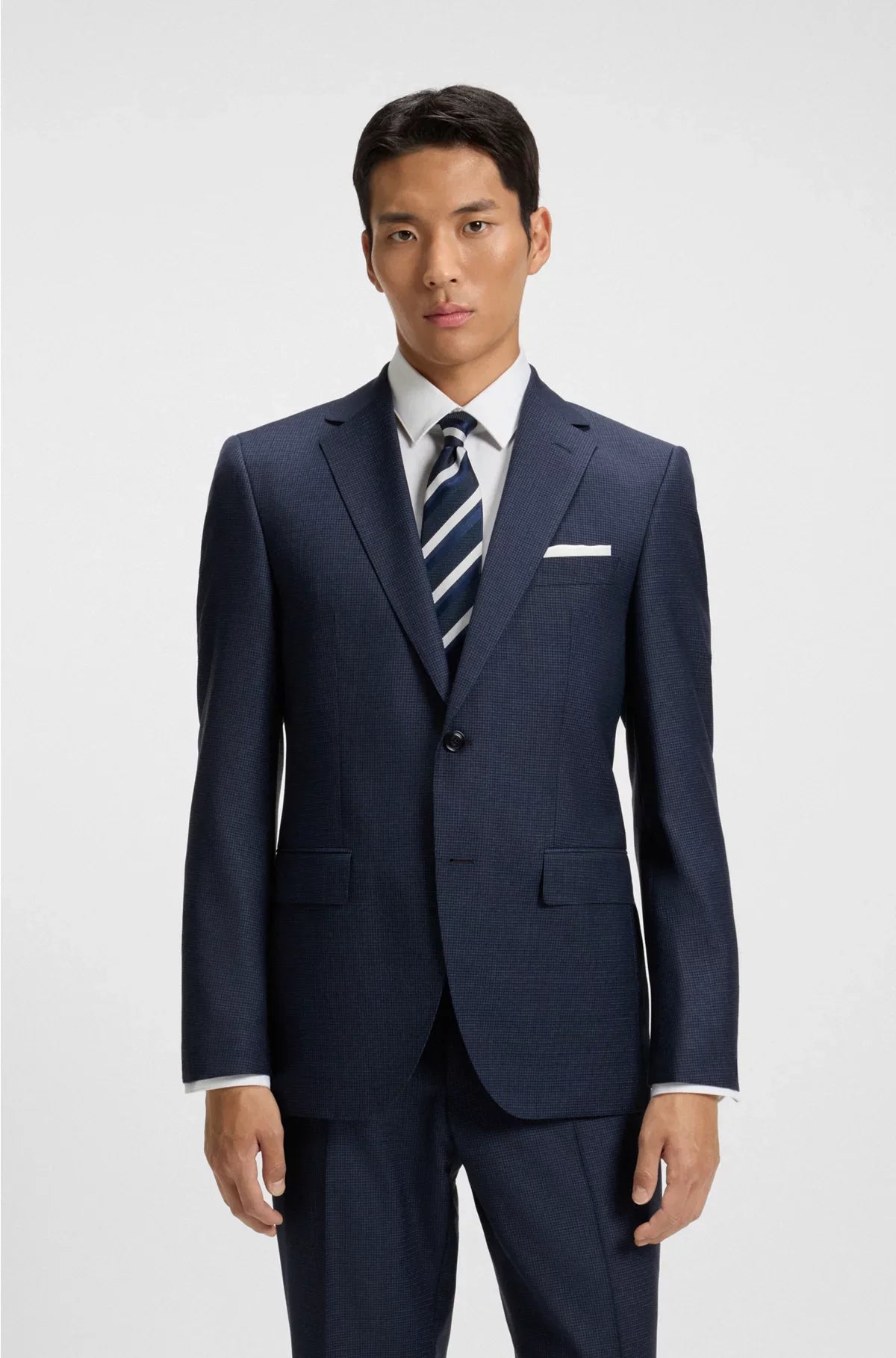 TWO-PIECE REGULAR-FIT SUIT IN VIRGIN WOOL