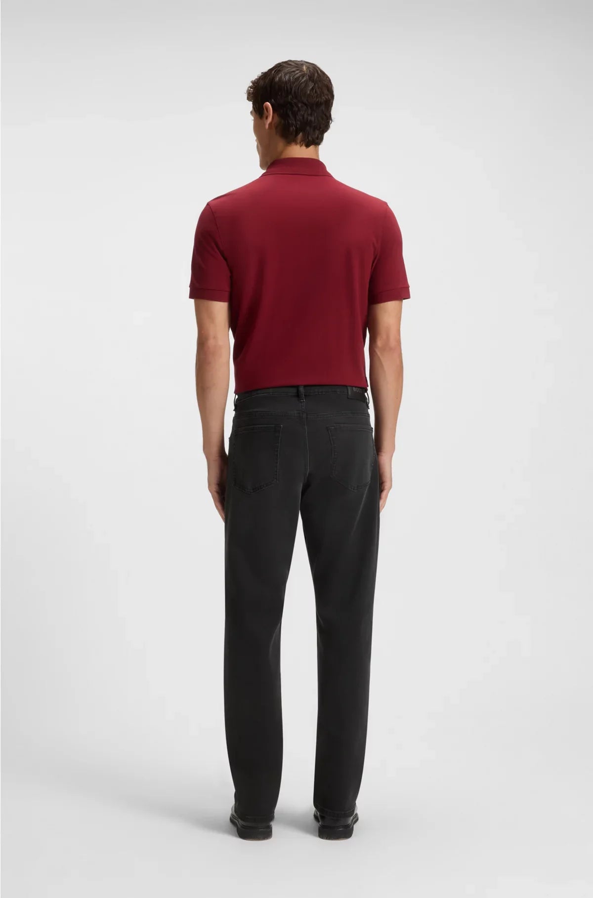 RELAXED-FIT JEANS IN BLACK STRETCH DENIM