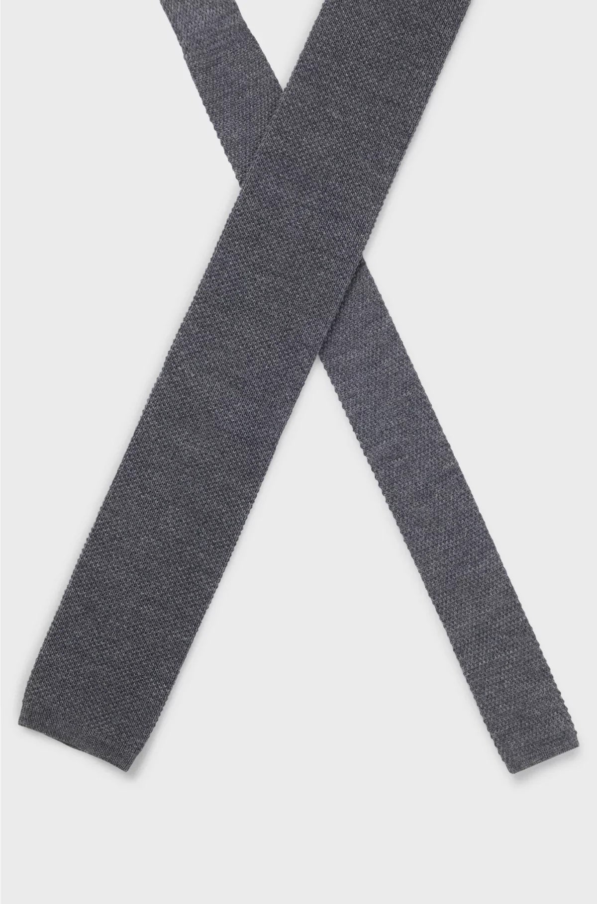 KNITTED TIE IN WOOL