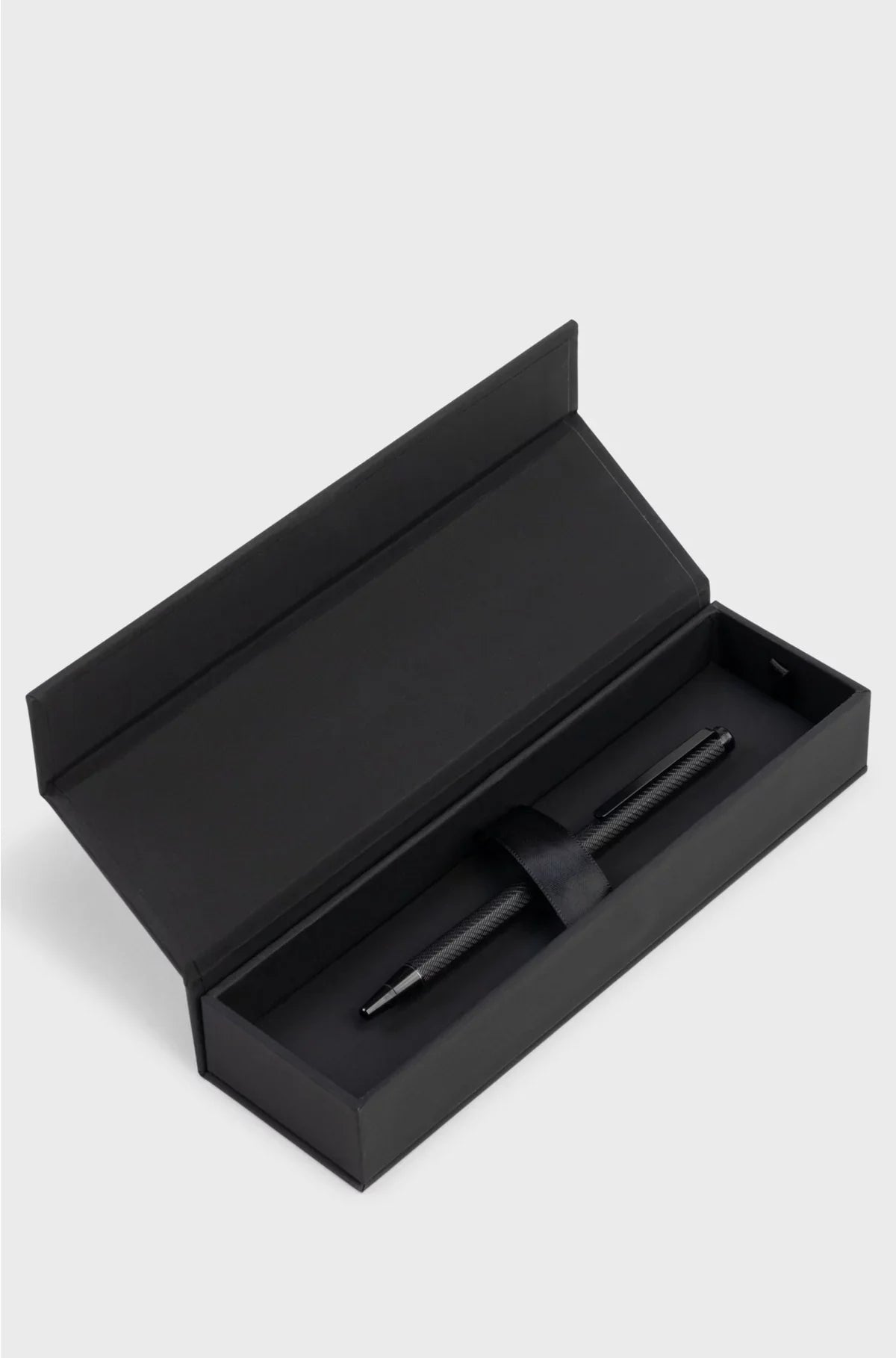 BLACK BALLPOINT PEN WITH ENGRAVED PATTERN