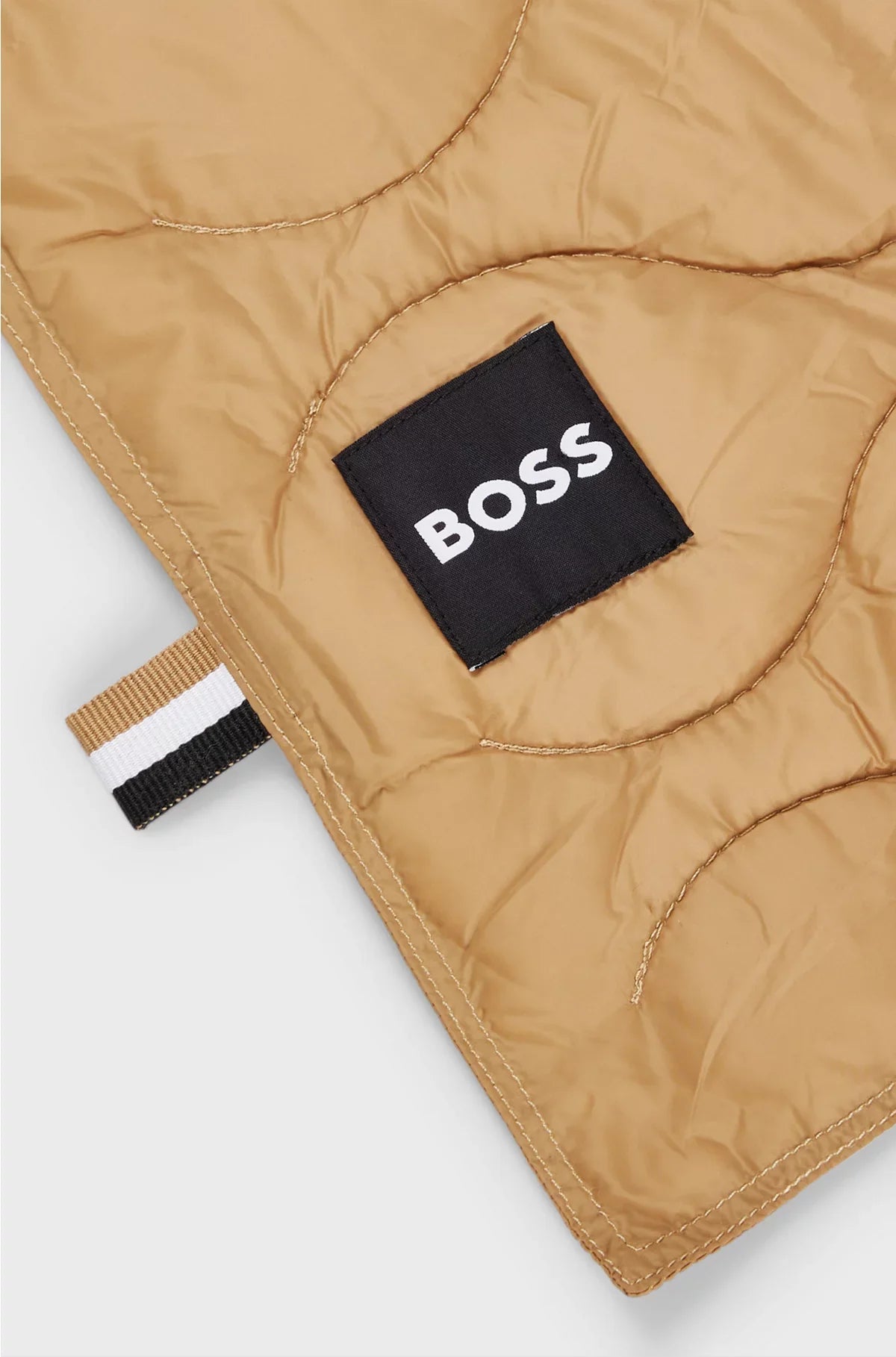 COPERTA TRAPUNTATA CON CUSTODIA DA VIAGGIO