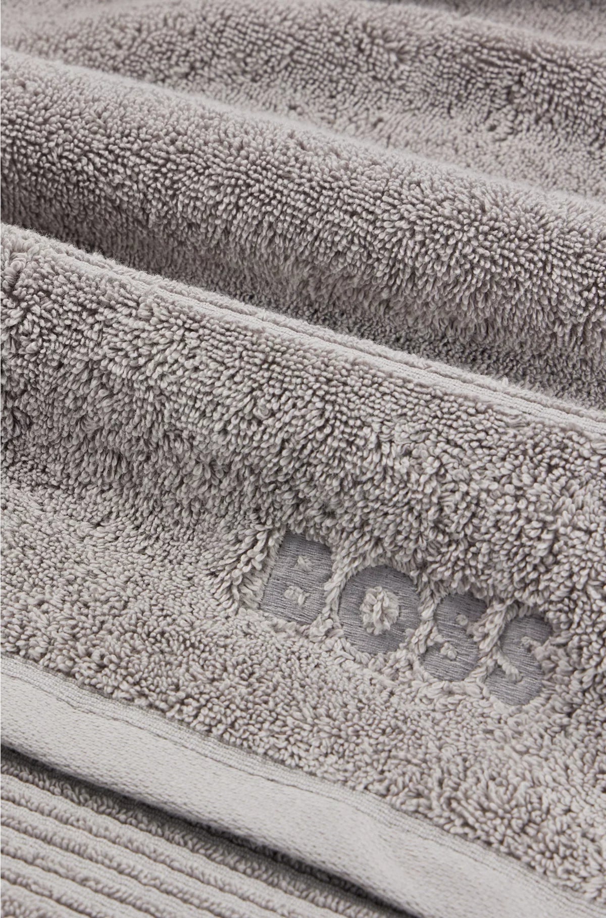COTTON BATH MAT IN SILVER WITH EMBROIDERED LOGO