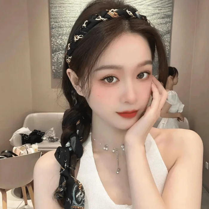 🔥Buy 1 Get 2 Free✨🌹VintageMagic Hair Clip