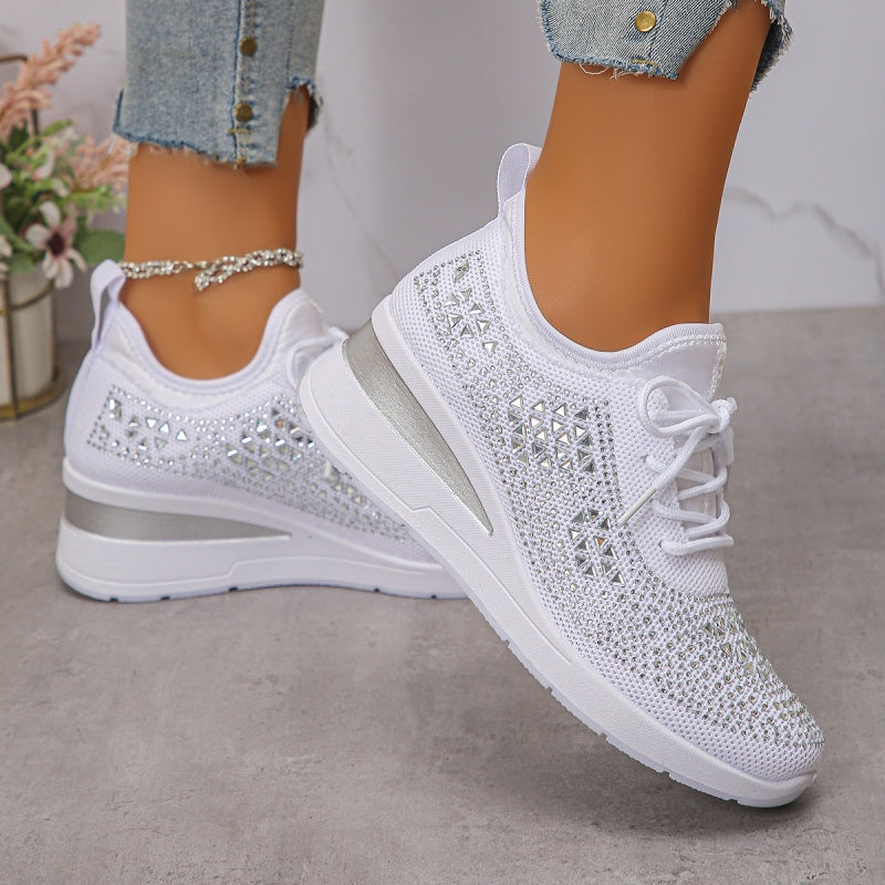 Sneakers in mesh traspirante con strass