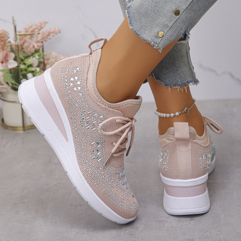 Sneakers in mesh traspirante con strass