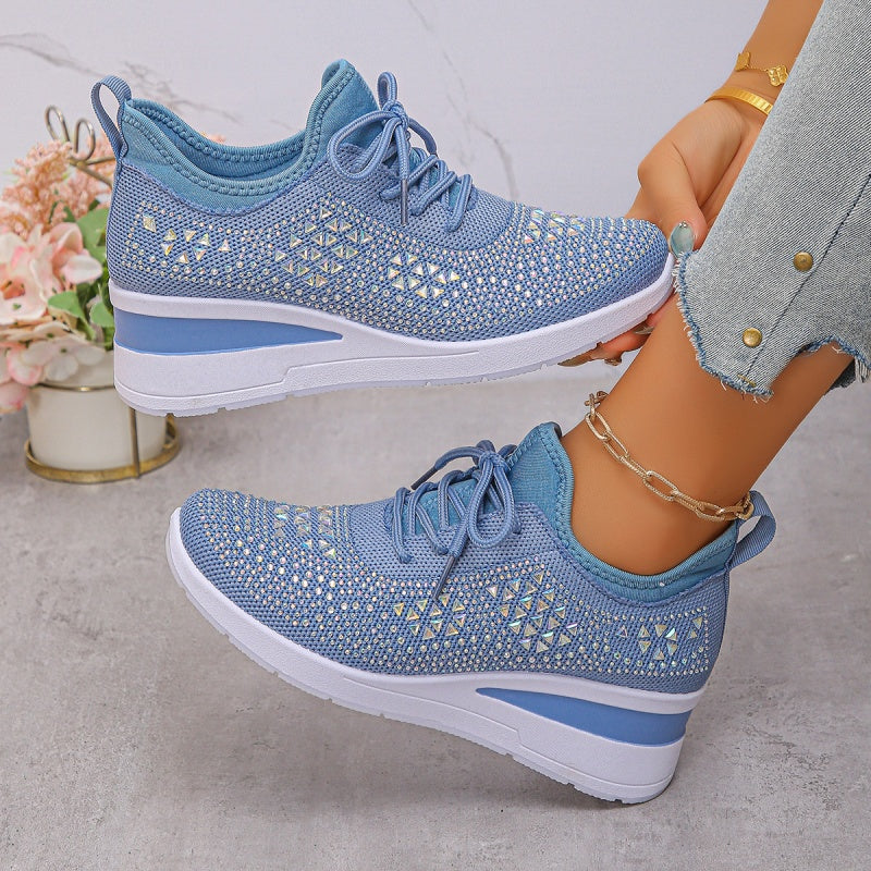 Sneakers in mesh traspirante con strass