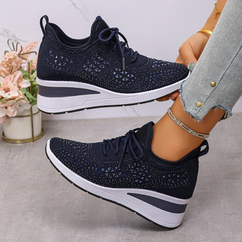 Sneakers in mesh traspirante con strass