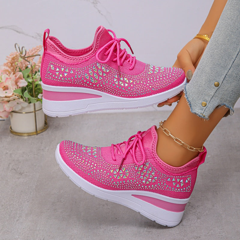 Sneakers in mesh traspirante con strass