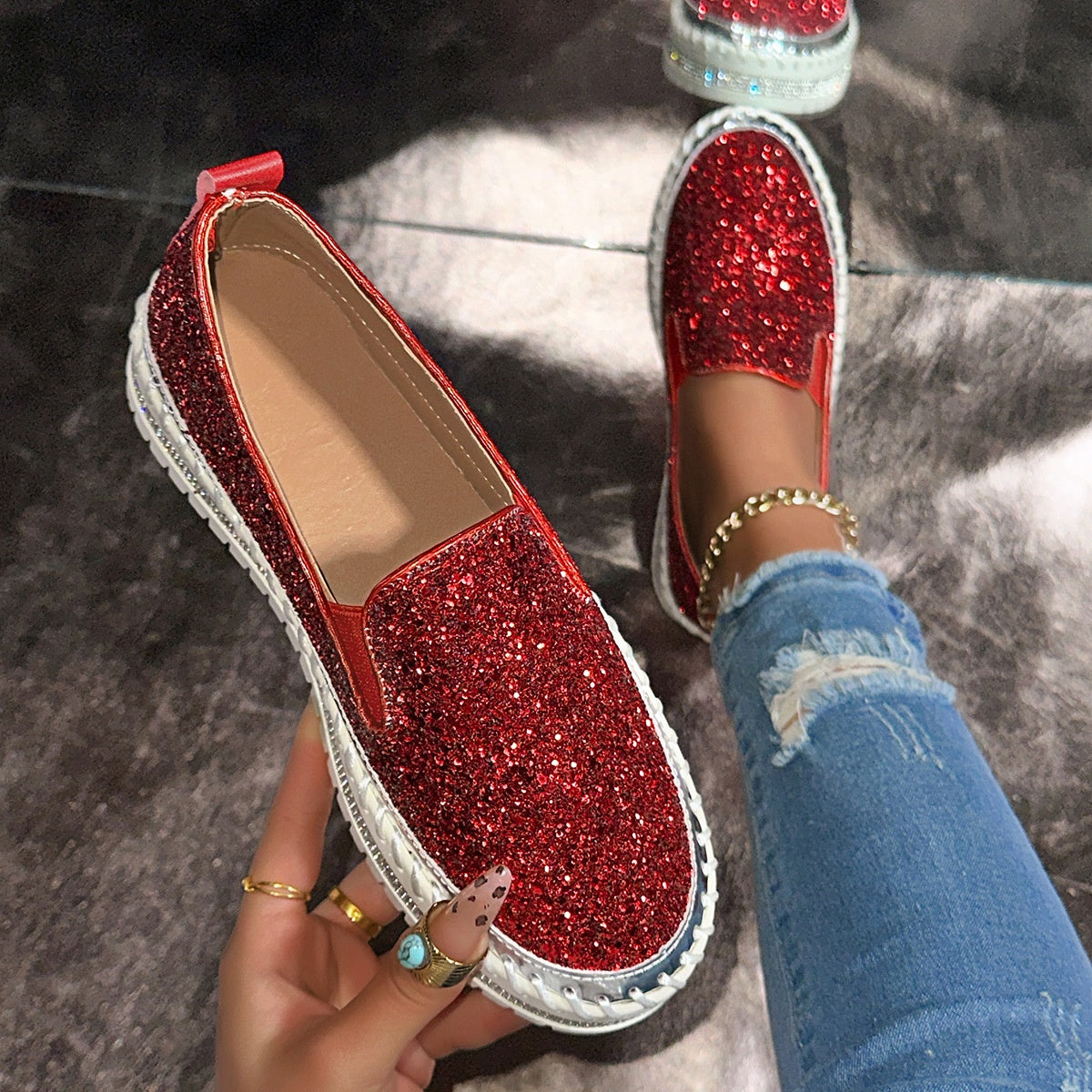 👟50% OFF! 🚶‍♀️ Women's Casual Slip-On Shoes – Comfortable, Lightweight & Easy to Slip On for Everyday Wear 🌸