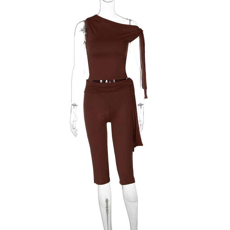 One-Shoulder Top & Capri Pants 2-Piece Set